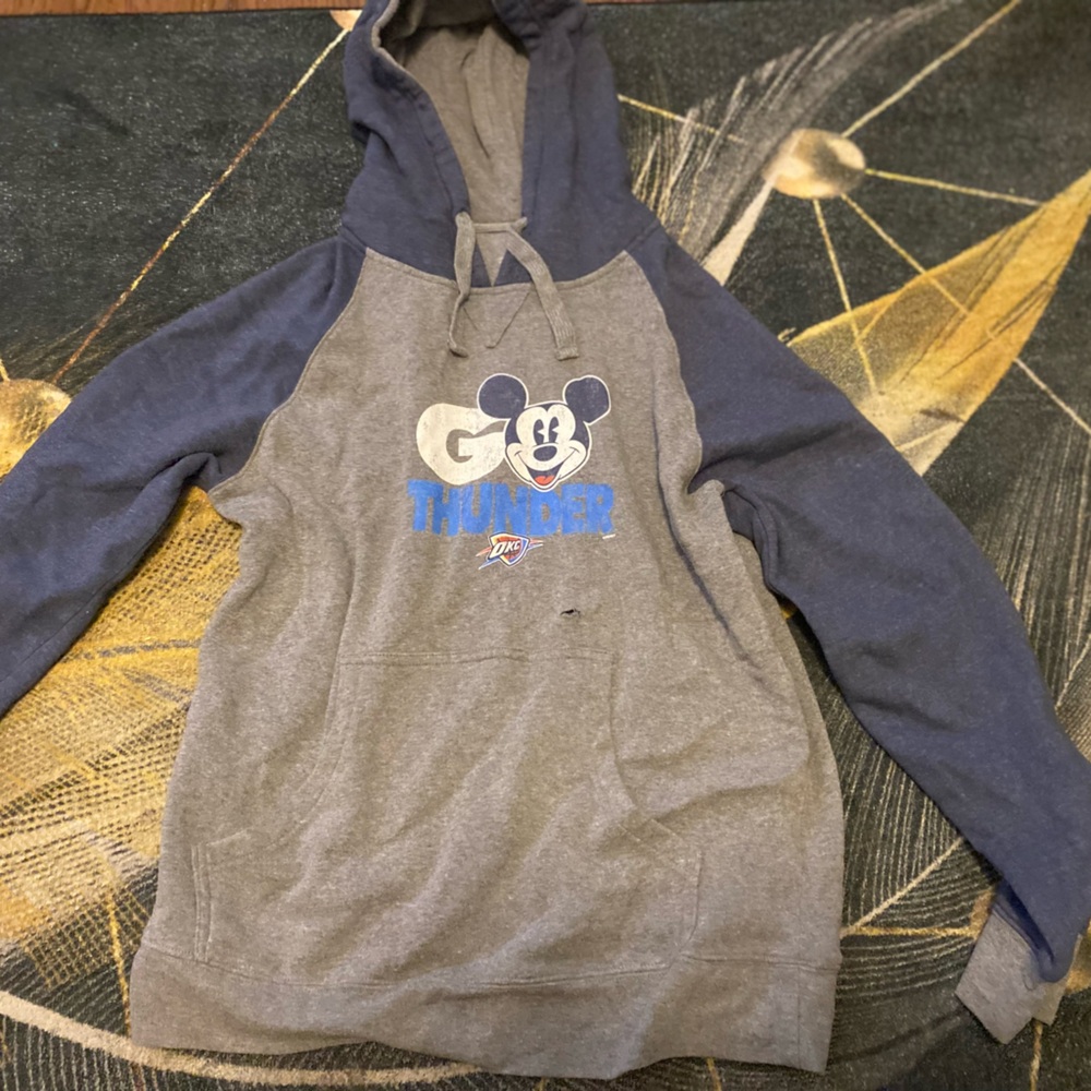 Men’s size large Mickey Mouse OKC Fanatics pullover hoodie
